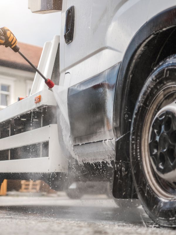 Fleet Washing Services in Montcalm MI
